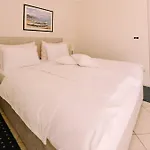 Abalone Hotel 4*