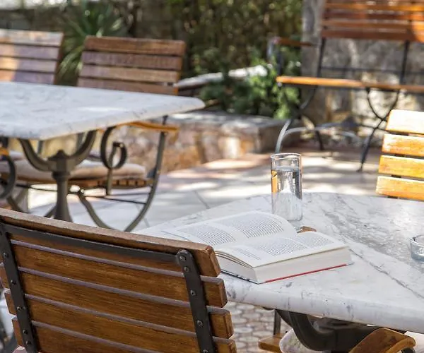 Abalone 4* ツリクヴェニツァ