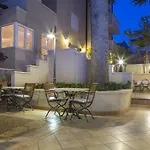 Abalone Hotel 4*