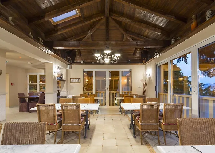 Abalone 4* Crikvenica